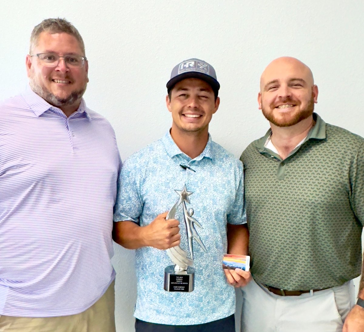 ArkansasTrucks's tweet photo. Congrats #HRSF Employee of the month, Dillan Morse! Your dedication, hard work, and exceptional customer service make our dealership shine. Thank you for going the extra mile every day! 📷

#EmployeeOfTheMonth #TeamExcellence #sallisaw #hrsf #hrautofam #CustomerService https://t.co/8hIWWxs7Yn
