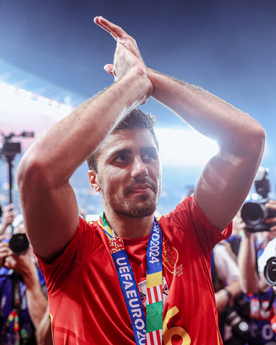 Day 1 of tweeting until Rodri wins the Balon D’or