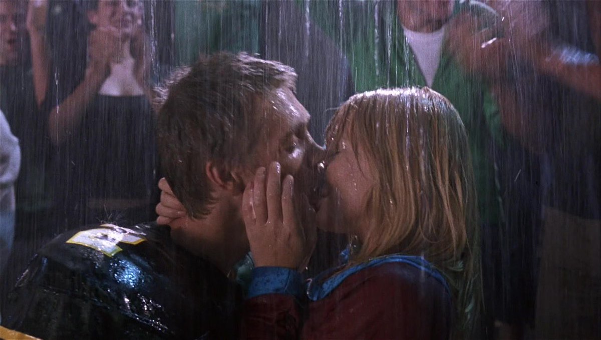 notgwendalupe's tweet photo. 'A Cinderella Story' premiered 20 years ago today https://t.co/17UJBTCW5H