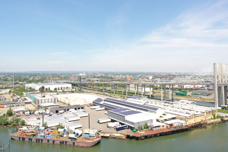 From The Briefing: 7-15-24
#Office furniture installer inks 214,000 sq. ft. #industrial #lease in #Elizabeth
@blaubergcompany @lee_wbe <a href="/jasonmcrimmins/">Jason Crimmins, CCIM, SIOR</a>

ow.ly/K3wz50SBveK

#NewJersey #NJ #TheDailyBriefing #RealEstateNJ #news #buy #sell #deal #commercial #CRE #NJCRE #RENJ