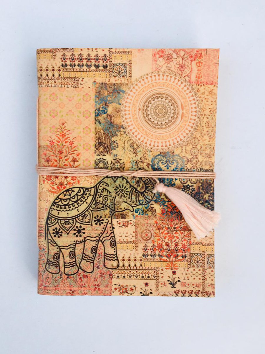 Printed Leather Journal With Tassels
#leather #leatherdiary #vintagestyle #vintage #elephant