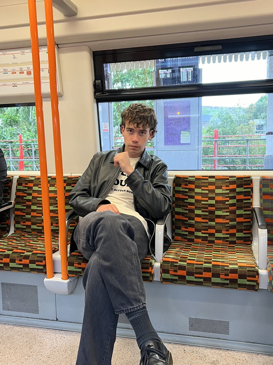 Caleb Francis (@calebfrancis_) on Twitter photo countdown to tramlines weekend is on!
Friday 26th July - The Washington, full band show
Saturday 27th July - <a href="/sidneymatilda/">sidneyandmatilda</a> solo acoustic show
Both are free entry!🕺 countdown to tramlines weekend is on!
Friday 26th July - The Washington, full band show
Saturday 27th July - <a href="/sidneymatilda/">sidneyandmatilda</a> solo acoustic show
Both are free entry!🕺