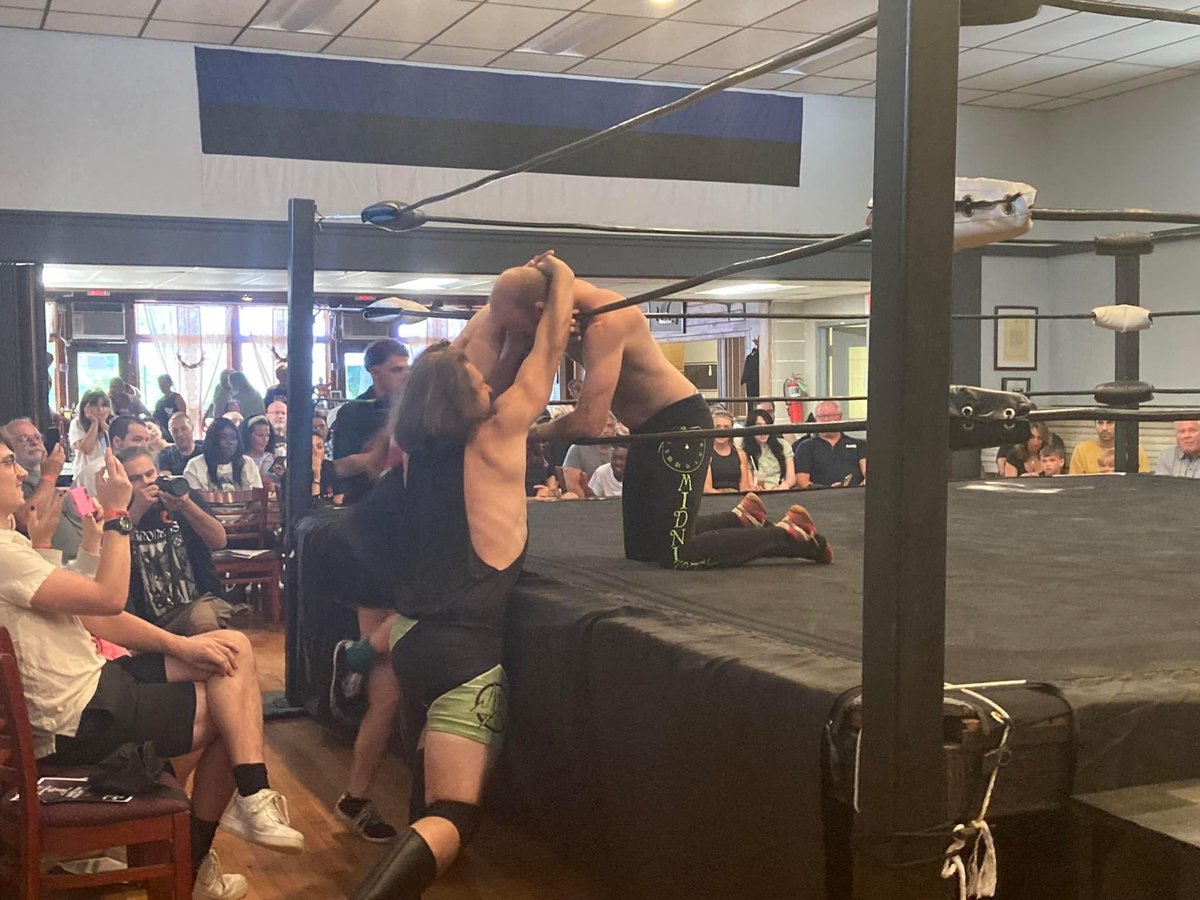 TonyChini96's tweet image. The #MobSquad made our presence know last night at @ThisIsMattPro ! I may have been cheated out of a victory last night but at least @realjmaertens picked up a W for the Squad!