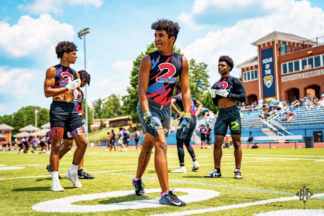alex_deanes's tweet photo. Had a great time at the @210ths top 150 camp, learned a lot and got better. https://t.co/A28wbZNGFj