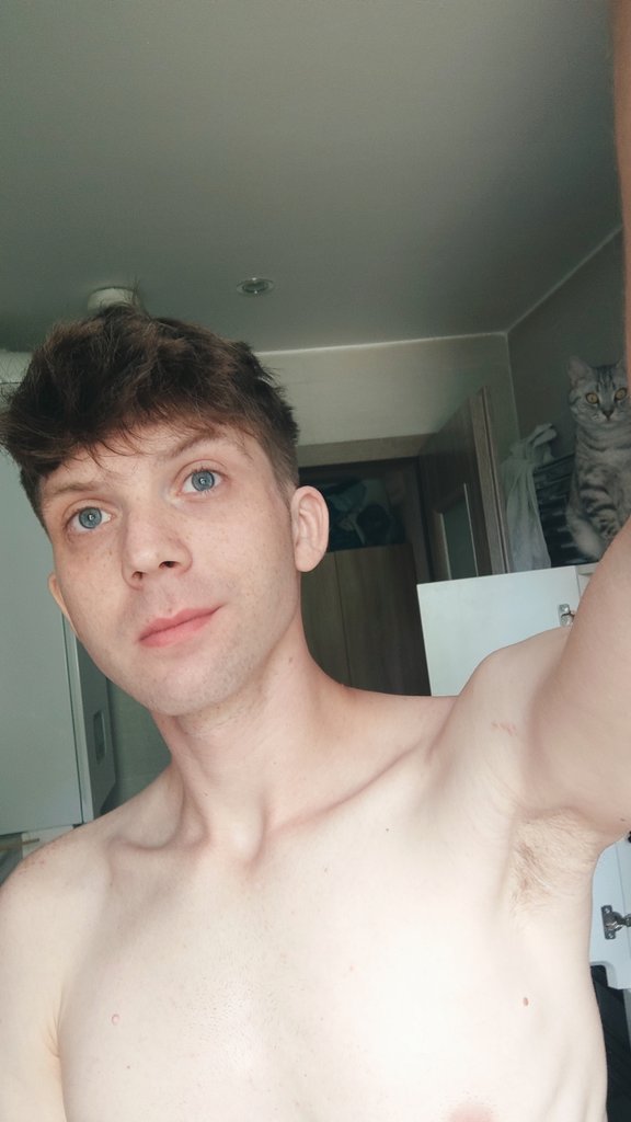 Still alive, porn banks of my ass dried up 100% from what I recall filming.

Back to having fun the normal way now o guess? 🌞🫠 been a few years. Who knows where I'd be if I could make myself take this seriously. 🤡 Moved out of Prague, but still go there often. Cya around. 🌞