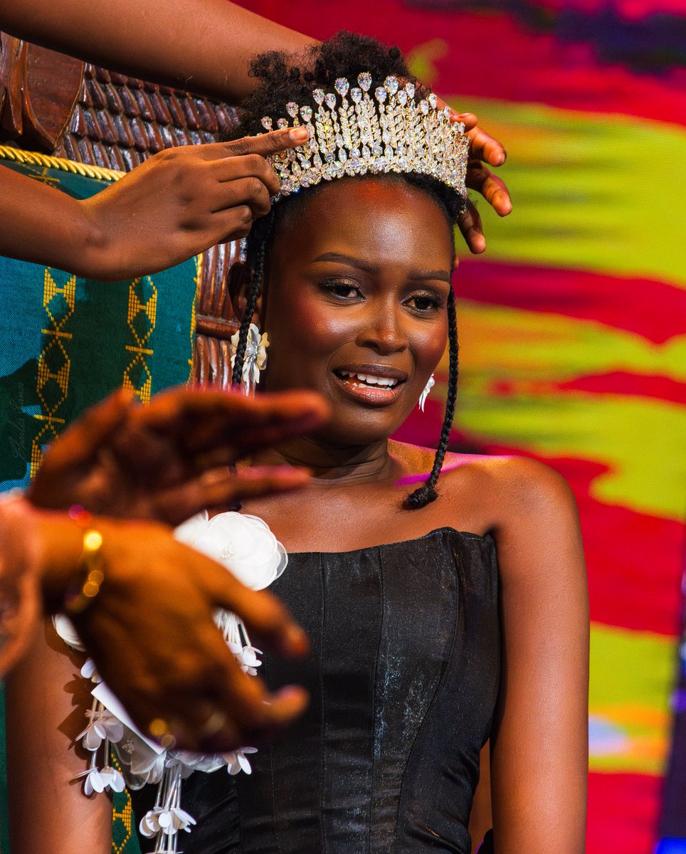 ivision18000's tweet photo. Mame Fama Gaye - Fatick
Miss Sénégal 2024
24 ans,  1 mètre 80 ;
étudiante en master 2 à la faculté de sciences juridiques de l’Université Cheikh Anta Diop de Dakar.
Modèle @ RN Rosalie NDOUR  Agency
#MissWorld2024 #MissWorld https://t.co/LSmx9rxV4n