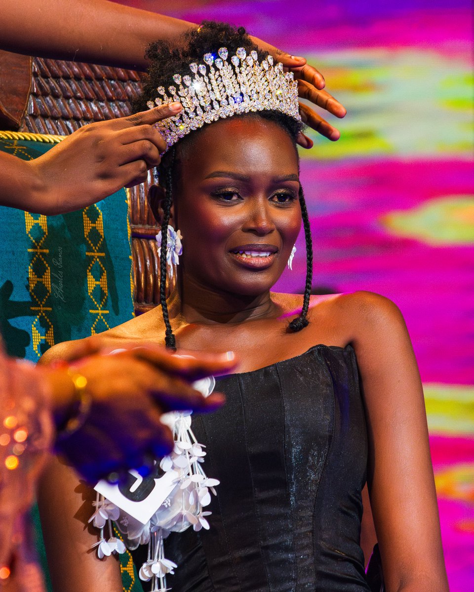 ivision18000's tweet photo. Mame Fama Gaye - Fatick
Miss Sénégal 2024
24 ans,  1 mètre 80 ;
étudiante en master 2 à la faculté de sciences juridiques de l’Université Cheikh Anta Diop de Dakar.
Modèle @ RN Rosalie NDOUR  Agency
#MissWorld2024 #MissWorld https://t.co/LSmx9rxV4n