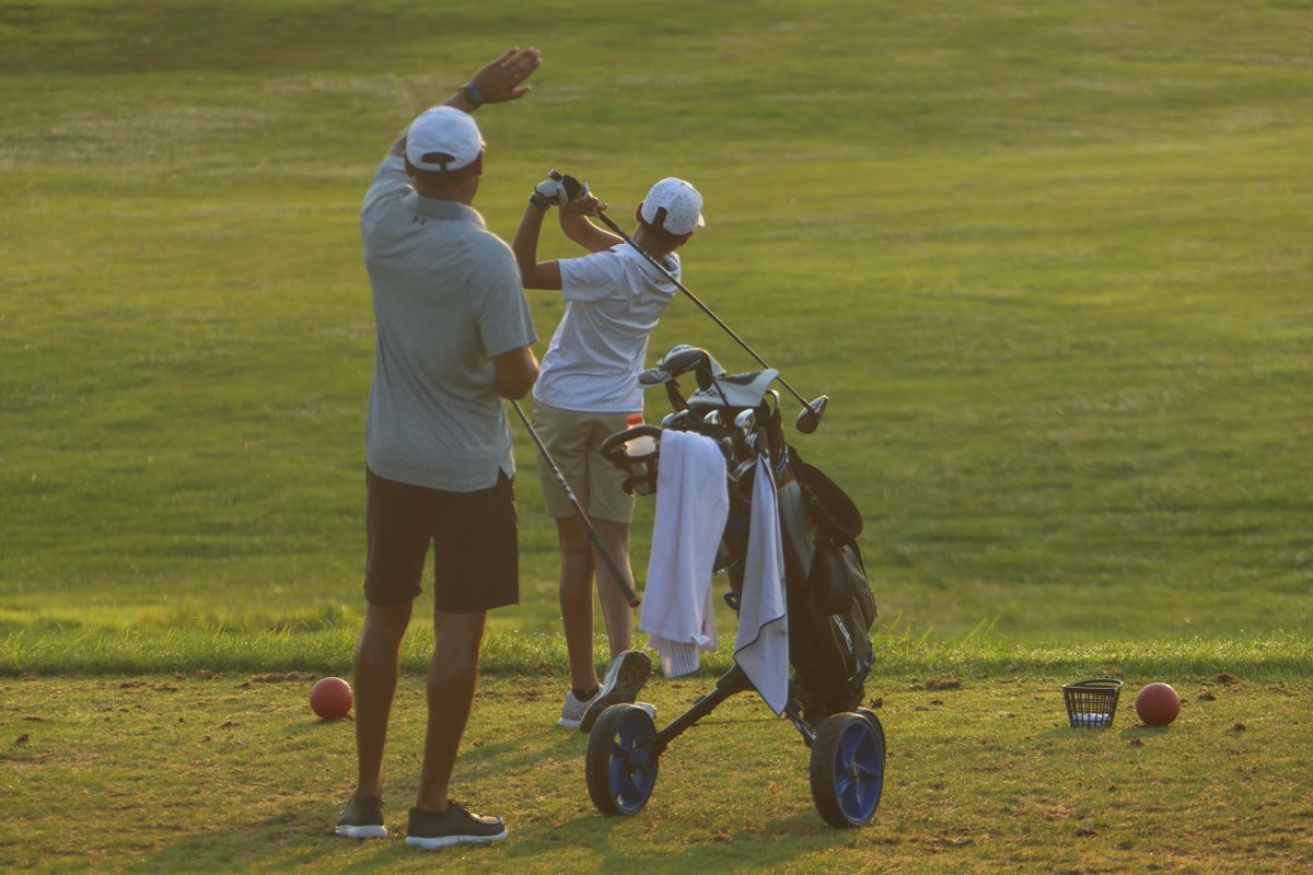 NebJuniorGolf's tweet photo. Getting dialed in! 👀 

The last week of regular season begins with today’s #CCC. This is a great opportunity for all NJG Members to collect big points at the end of the year. 

@5pointsbank | #CapitalCity https://t.co/DGu1JhaVlK