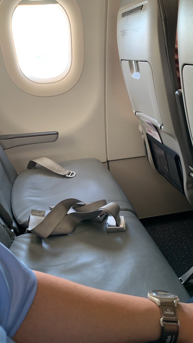 Siempre me siento afortunado, pero con vuelo de madrugada y estás bendiciones más. 😇😴