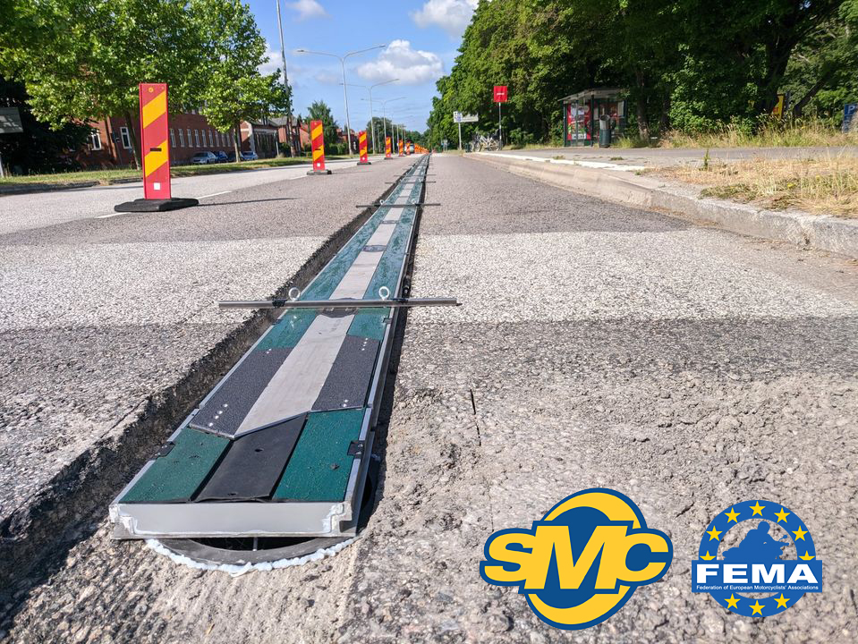 femaonline's tweet photo. Swedish riders: ‘electric rails are dangerous for motorcyclists’.

A Swedish test with an electric rail to charge vehicles while they drive is leading to a lot of questions from motorcyclists.

Read the full story > https://t.co/5fh502Hgxb https://t.co/iu7NLiMgVc