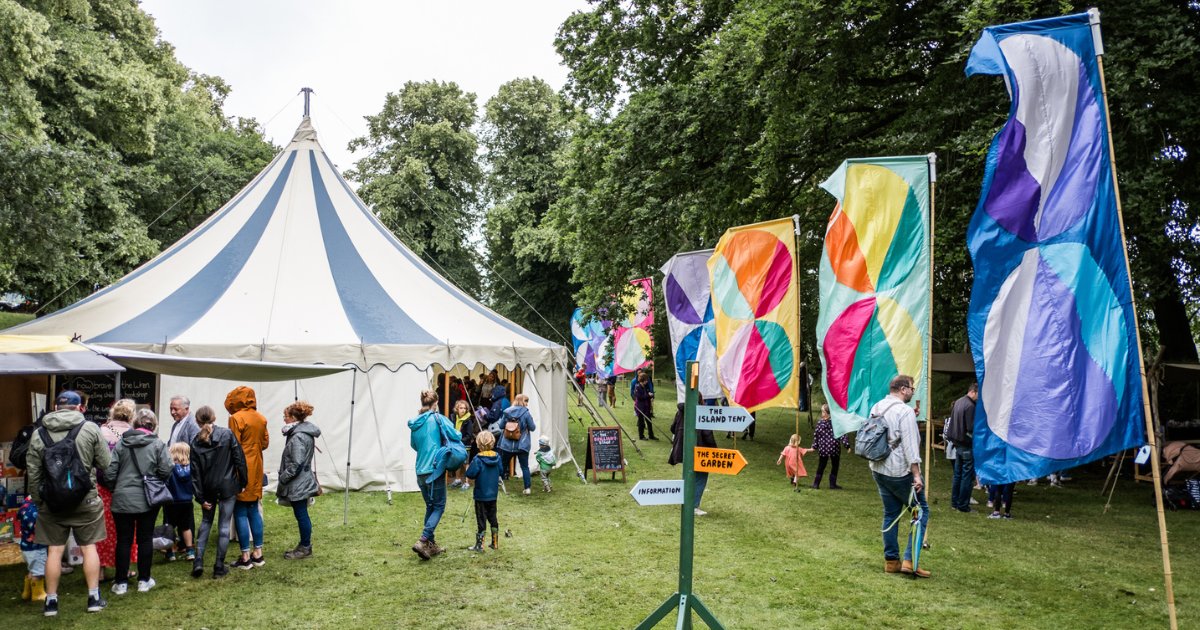 OUTSIDEarts tweet media