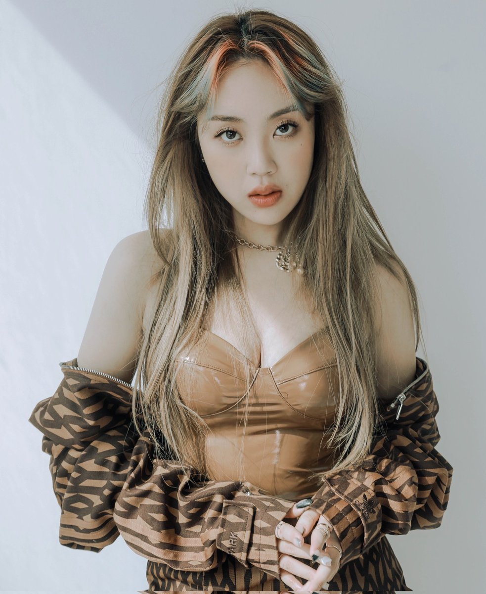 BOYNEXTDOORNEWS's tweet photo. MYUNG JAEHYUN will have a special collaboration stage with LEE YOUNGJI for Mcountdown 20th Anniversary on July 18.

#BOYNEXTDOOR #보이넥스트도어
@BOYNEXTDOOR_KOZ
@BOYNEXTDOOR_twt https://t.co/5B4ajdOQDt
