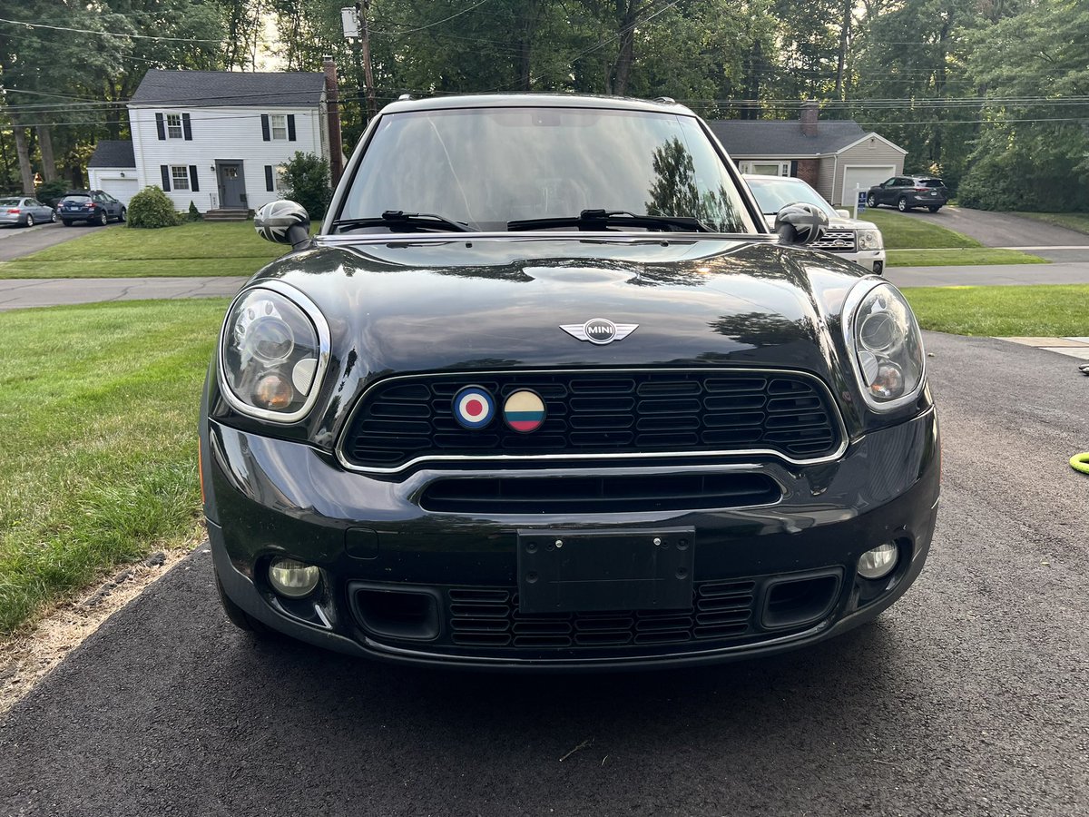 Gooner_Lopez's tweet photo. And like that, Winnie Cooper aka Gunner rolled out of our lives forever. Happy trails, Mini. #MINI #miniacs https://t.co/h8pJEetz6Y