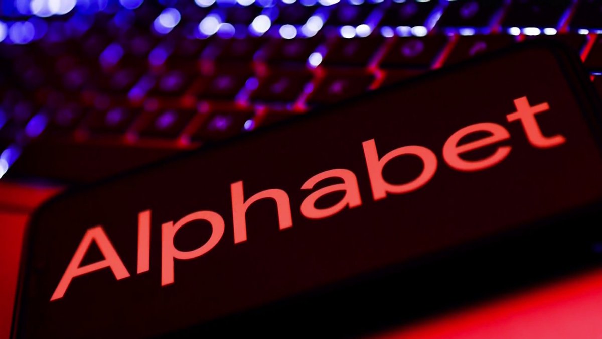 . <a href="/Google/">Google</a>'s parent company, Alphabet, is close to acquiring Wiz, a cloud cybersecurity startup, for about $23 billion.

multiplatform.com/news/alphabet-…

#community #business