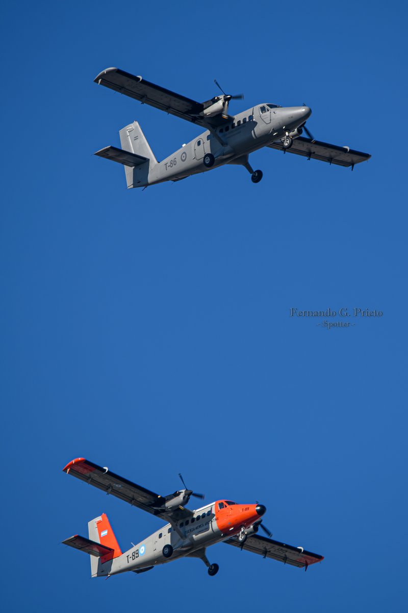 Ferfast's tweet photo. El turno de los turbohélices en el desfile por el #9DeJulio con los B-200 Hurón, Pucará y Twin Otter 😎🛩️👏
📷🇦🇷 09/07/24 
#DesfileAereo #FuerzaAerea #avgeek #AviacionMilitar #Nikon #Sigma
@Argendef @Magicmoon_7 @jpablosm10 https://t.co/Qmgyif2Dyt