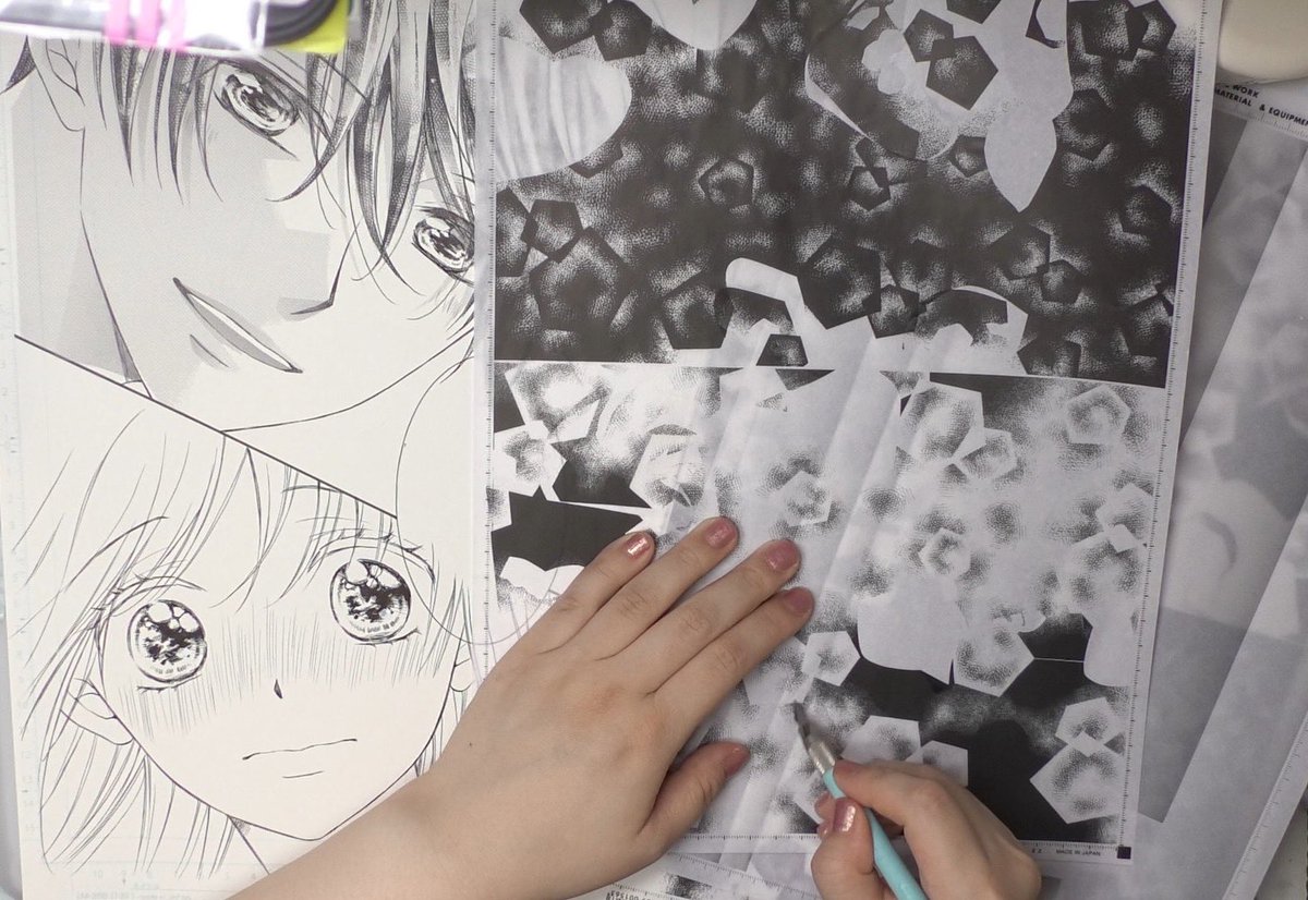 作画はまだまだアナログです。アナログ仲間の草凪みずほ先生に、まだアナログ?と聞いては、デジタルいける気がしない、と同じ気持ちを聞いて安心する日々です☺️ #きっと愛だからいらない 