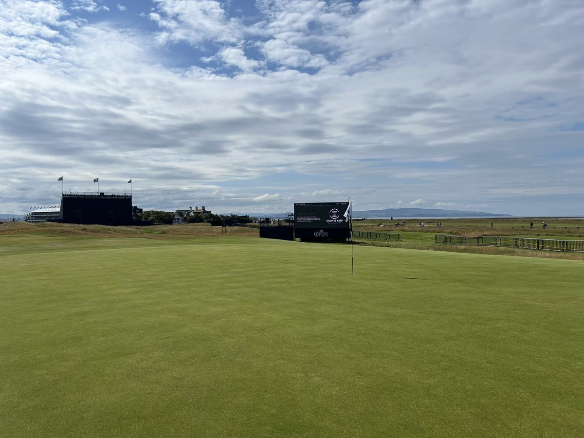 Flying visit with <a href="/samevansmg/">Sam Evans</a> to <a href="/RoyalTroonGC/">Royal Troon Golf</a>. Golf course looks incredible.