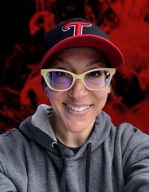 In today's Author Spotlight, @LisaLSchmid chats with fellow <a href="/amp_kids/">Andrews McMeel Kids</a> author <a href="/CarlyAnneWest1/">Carly Anne West</a> about her spooky MG novel, THE GHOSTS OF NAMELESS. It's out 7/23! #kidlit #MGlit ISLANDhttps://fromthemixedupfiles.com/interview-with-author-carly-west/