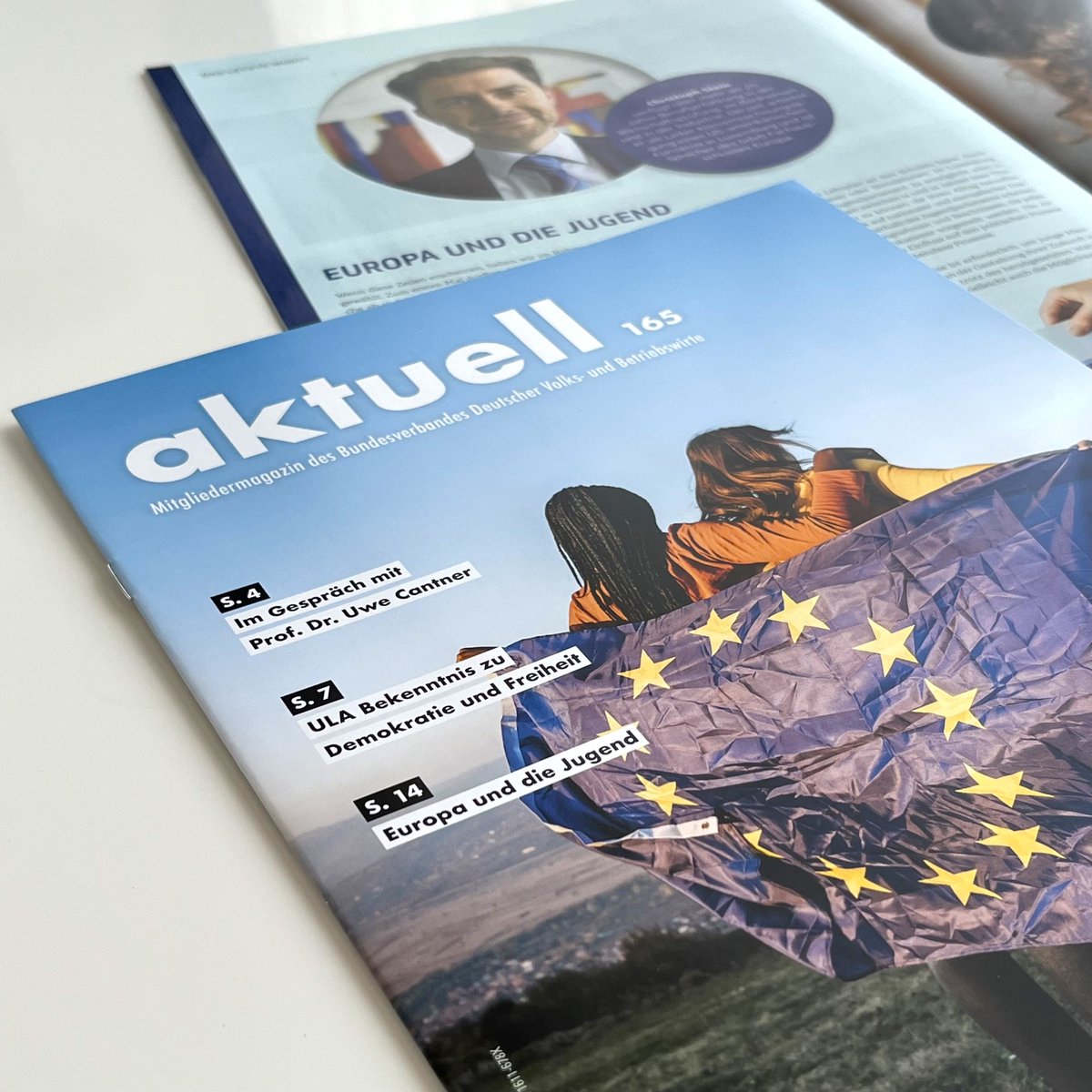 bdvb_ev's tweet image. Wie sieht Europa und die Jugend aus? Wahlrecht sowie politische Bildung und Bewusstsein - darüber berichtet Christoph Stein in bdvb aktuell 165.

Lesen Sie den vollständigen Artikel hier:

epaper.koellen.de/bdvb/165/