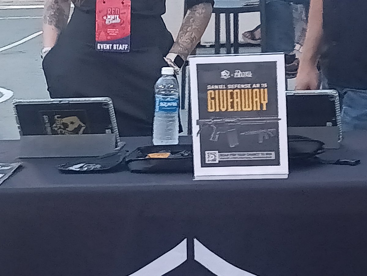 They are currently having an AR-15 giveaway at the Republican convention, yall. I kid you not!