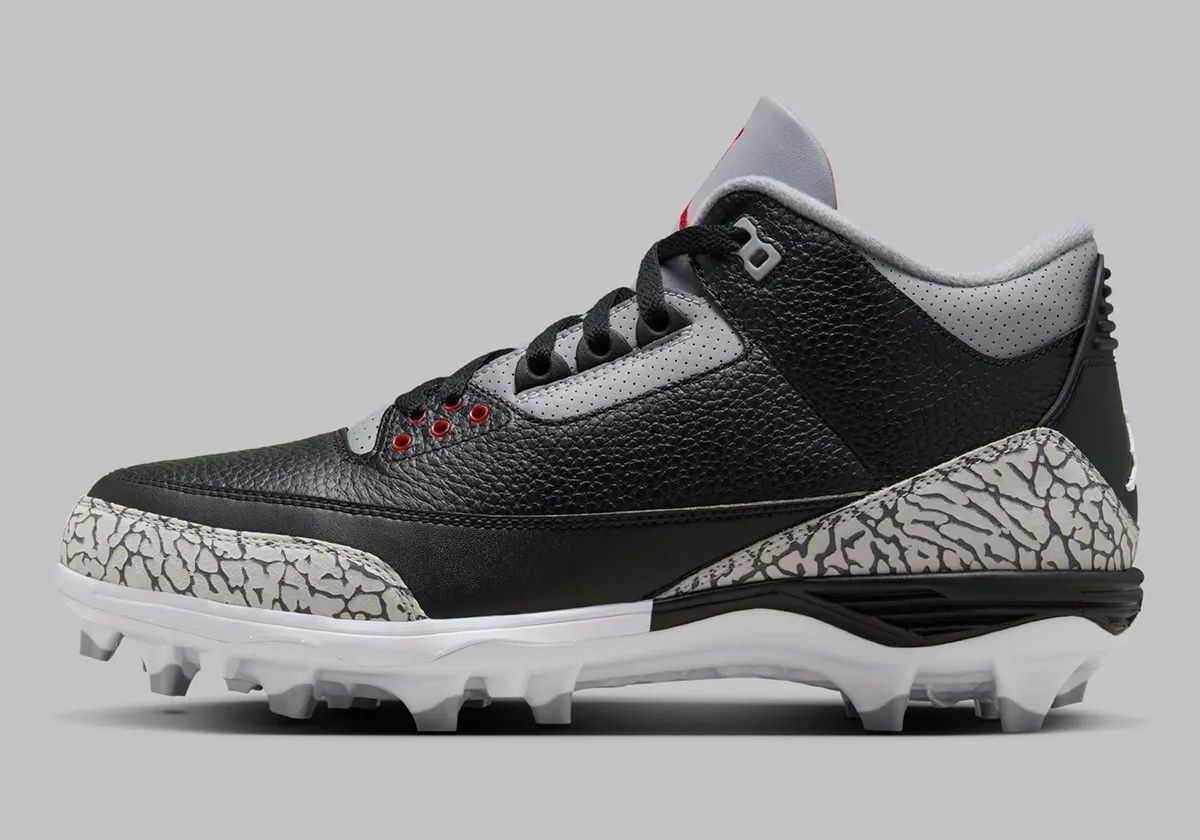 KicksFinder's tweet photo. Ad: NOW LIVE via Nike US
Air Jordan 3 Retro MCS Cleats "Black Cement"
$190 + Free shipping and returns

>> https://t.co/k97I3F1Its https://t.co/2z3KDJV5zH