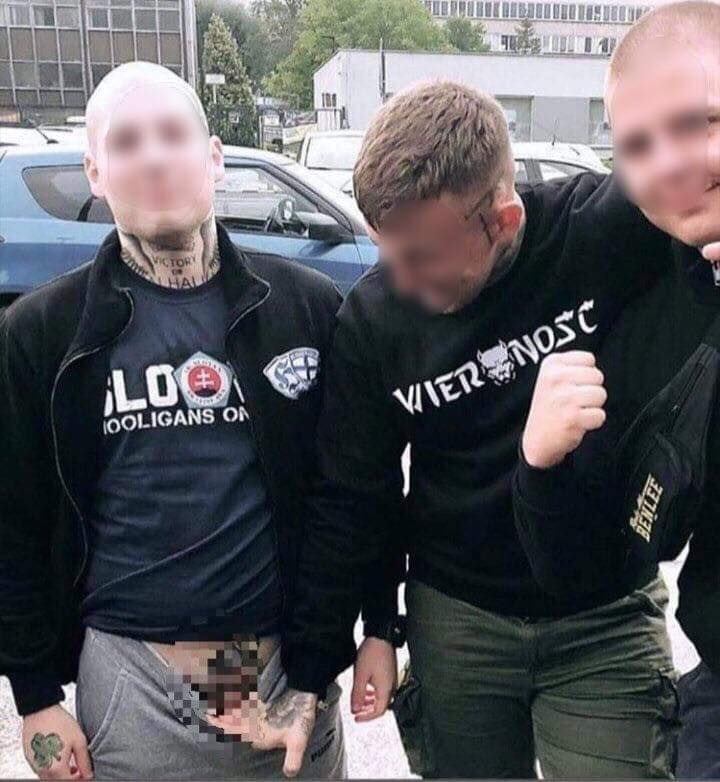 LaMacheteKSC's tweet photo. @1906__TSW Waszych zabaw ze Slovanem nam nie przypisujcie 😂 https://t.co/w5DfkOi3VQ