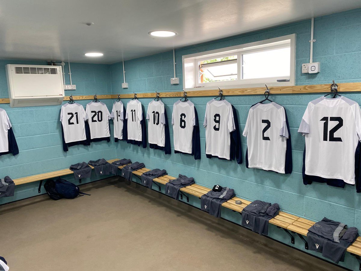 Barry Town United Academy tweet media