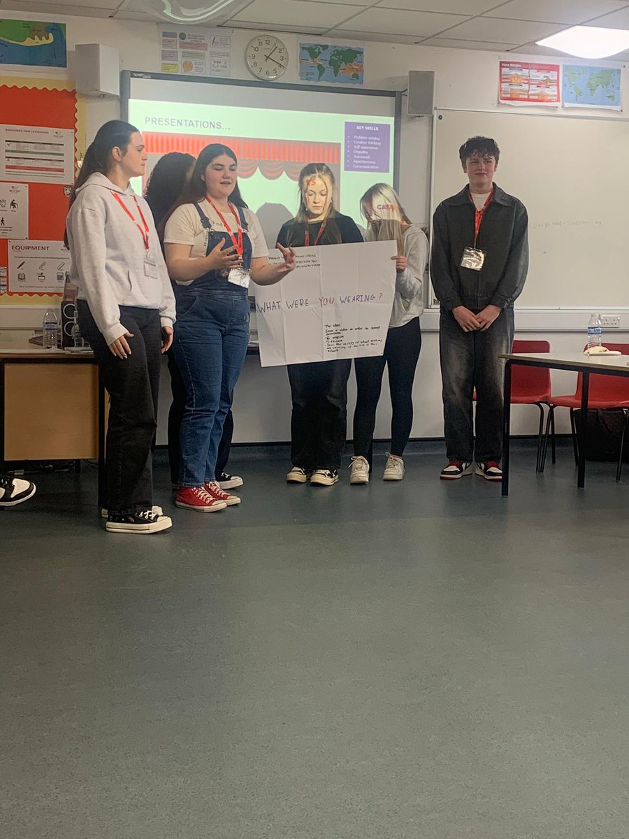 ImmanuelBD10's tweet photo. Our Y12 students have completed the Catalyst Leaders course sponsored by Near Neighbours. An opportunity to develop leadership skills, an understanding of differences and how to bring social change in the future so all can have a brighter hope and future #StayLocalGoFurther https://t.co/4xUVcwdf4O