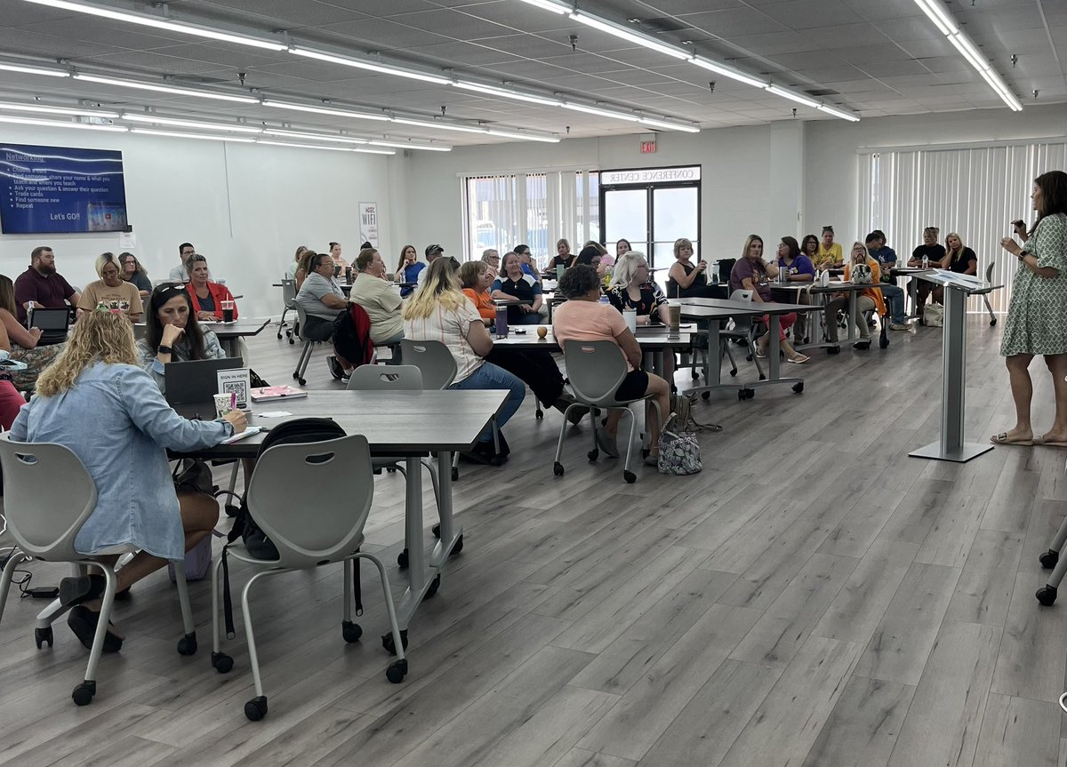 Great turnout today  for “Linking Literacy Across Related Arts” <a href="/WKECKY/">WKEC</a> #ElEvatE #EngageEquipEmpower