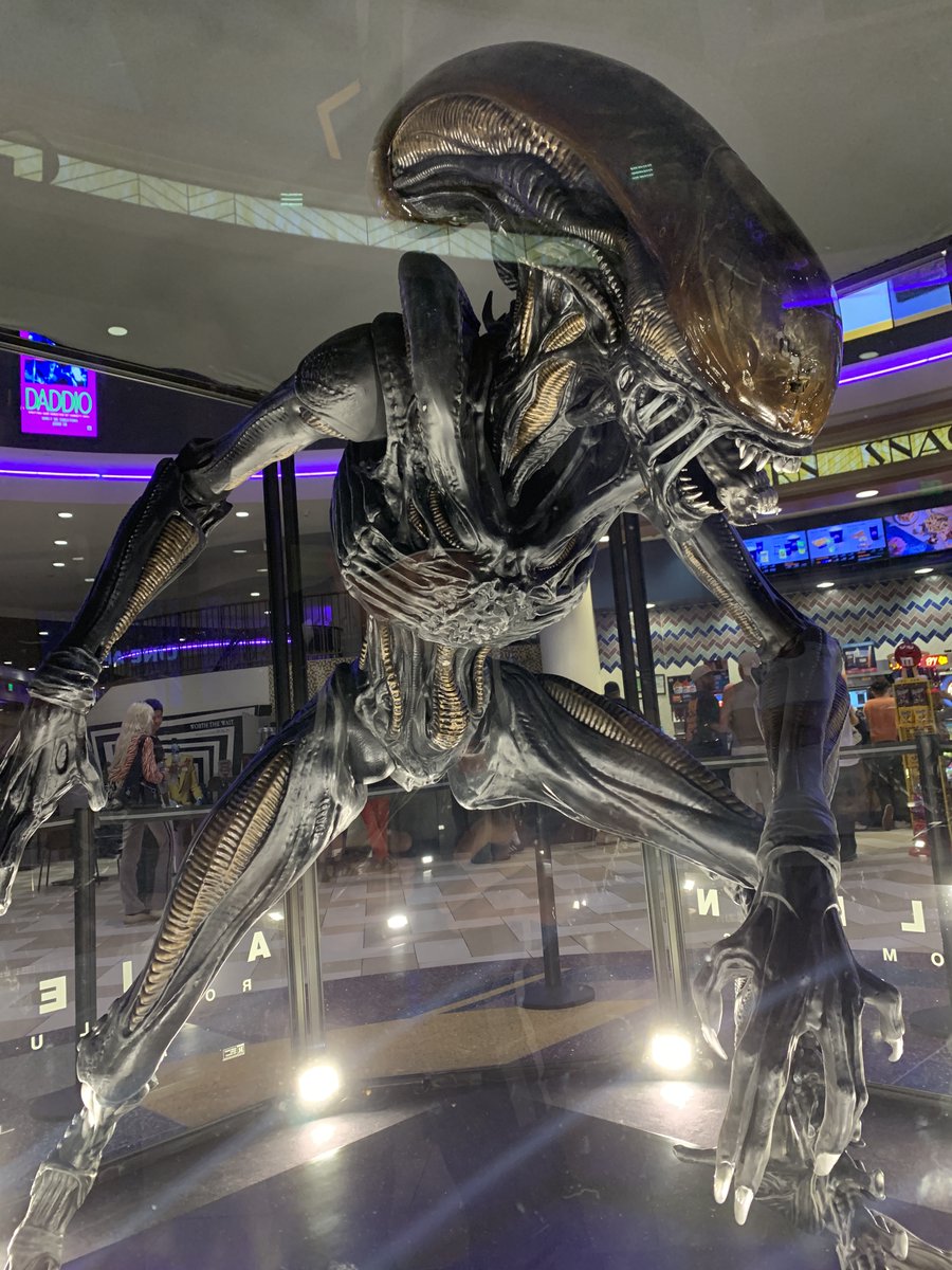 Alien vs. Predator Galaxy tweet media
