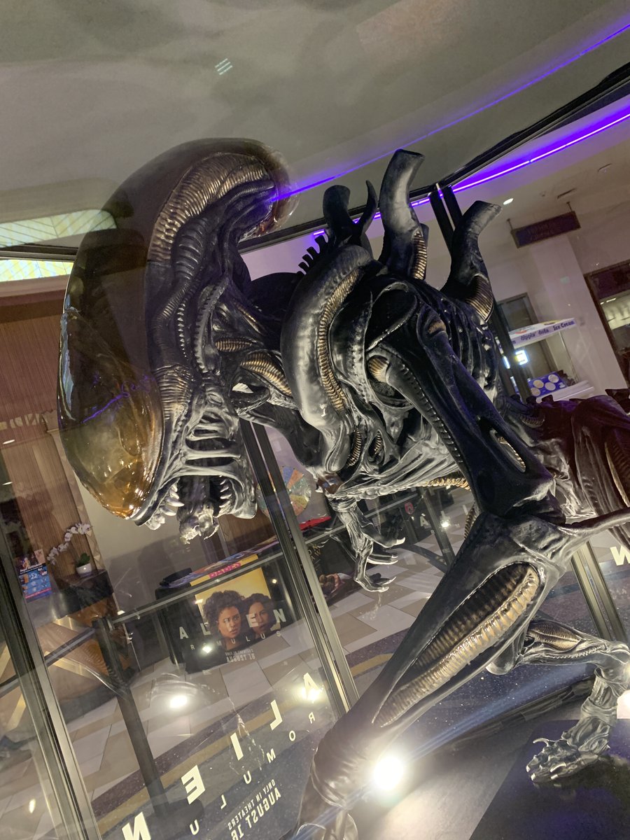Alien vs. Predator Galaxy tweet media
