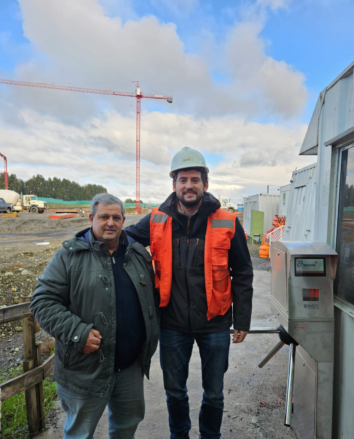 nalanda_global's tweet image. Nalanda apoya con el servicio de #ControlDocumental de Contratistas a #ConstructoraRegiónSur en los 4 hospitales de la #RedLagosRíos: Puerto Varas, La Unión, los Lagos y Río Bueno.

Así reduciremos riesgos en las obras controlando el acceso seguro de los trabajadores 💪💪