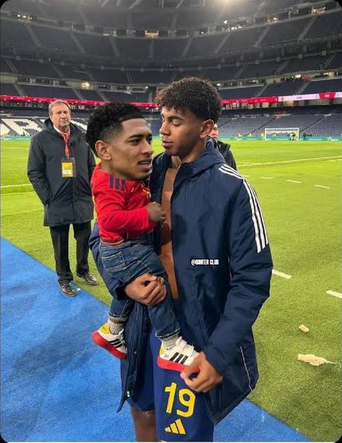 GSiLzOaXMAAjITh