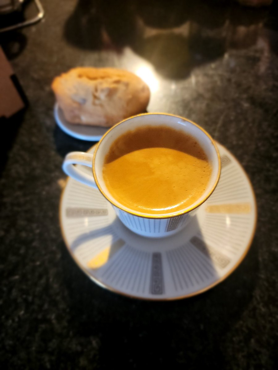 IntoxiqueDeCafe's tweet photo. @marthaor2010 @fcogrimaldo @Paiaso_SLP @maradi5rt @JudithVTorres @chachismm @sancanom @luzecastillo_03 @sergiolzslp @latazzadememo @ADOLFO1AGUILAR Ya estamos puestos... https://t.co/UKRV66aUoD