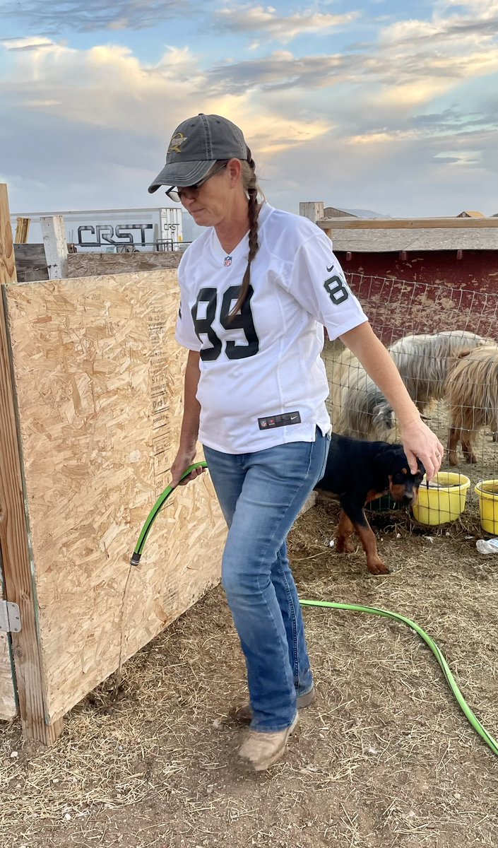Can you help me wish my wife Michele a happy birthday 🎂 #RaiderNation ?