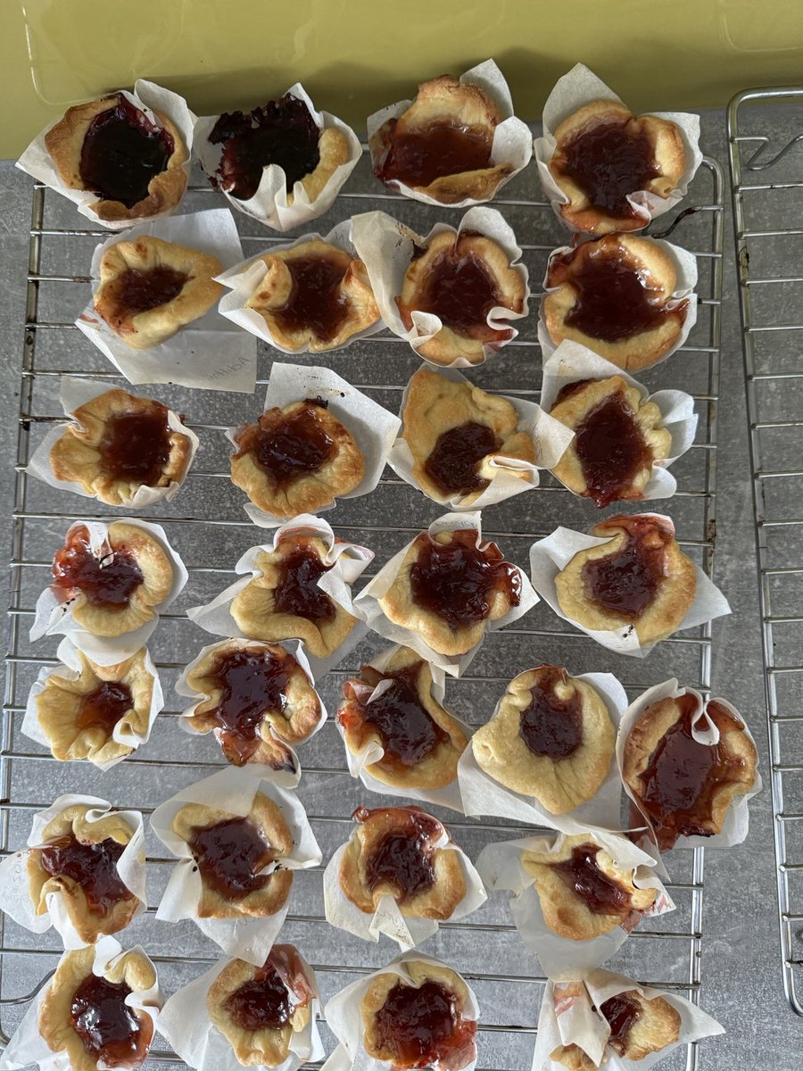 MrsTaylorBH's tweet photo. Our favourite part of our #BusheyHeathDT cooking day was eating the tarts - very positive feedback from all! ⁦@MrMoodyBH⁩ ⁦@busheyheathjm⁩ https://t.co/wAMTqLiKIE