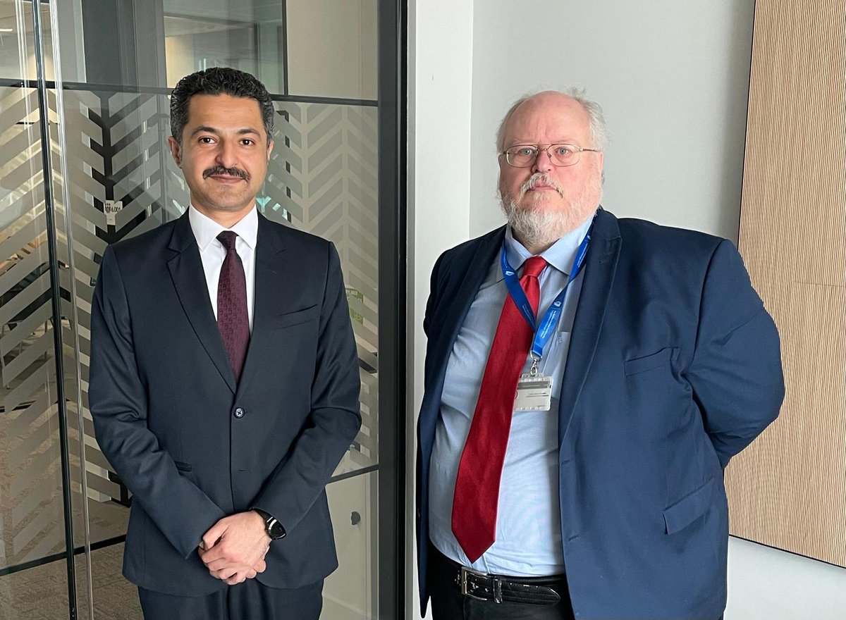 BahrainEmbIE's tweet image. Mr. Hussain Alam, the Non-Resident Charge d’Affaires of the Embassy of 🇧🇭 to 🇮🇪 held a fruitful discussion with Mr. Stephan Dawson, Deputy Director of the Gulf and Middle East Unit at the @dfatirl on bilateral and regional affairs.