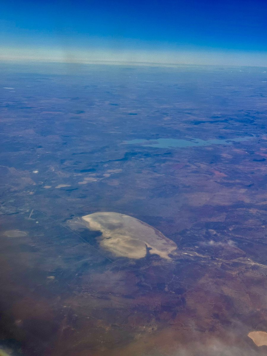 schoonbeeland's tweet photo. Saw this on my flight back on @Fly_Airlink to Johannesburg. I agree Free State, I also give a massive thumbs up 👍🏼👍🏽👍🏿 for the country! Go SOUTH AFRICA! #ilovesa #greatcountry #lovesa #southafrica @CyrilRamaphosa @jsteenhuisen @AFGRI1 @IFPA_Africa @agri_limpopo @dricusduplessis https://t.co/EiIIn6oLjO