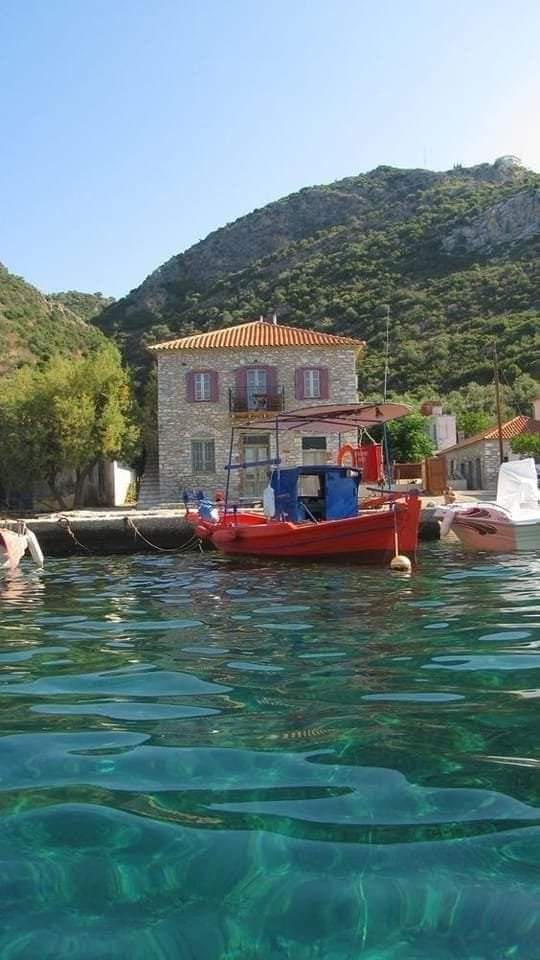 nlf16's tweet photo. Sahip olamadıklarınızın hayaliyle değil,
elinizde olanın samimiyetiyle gülümseyin.….😊 hayata🧿🦋🌊
….🦋 #iyiakşamlar #pazartesi #emdk #Ecuador #LiemaPantsi #YasayıGeriÇekKatliyamaHayır
#Kenya #kahve☕️⛵️⛱️🌜🌀🌿 https://t.co/lBYjJzx4Ts