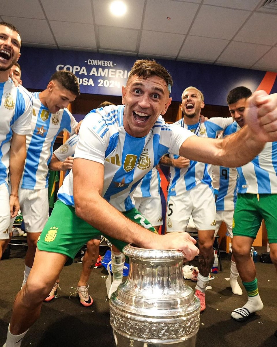 Selección Argentina in English tweet media