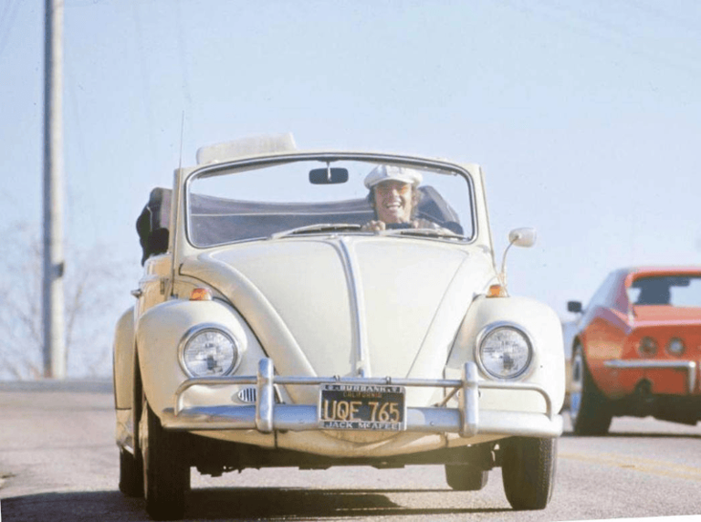 ClassicVWbugs's tweet photo. Happy Monday Volks! Meet the Adorable Beetle That Stole Jack Nicholson's Heart! Read ON! https://t.co/6Taq1bDZrW
#VW #vwbeetle #vwbug #oldbug #jacknicholson #vintagevw #67vw #classicvw https://t.co/DNZKC5xYJ4