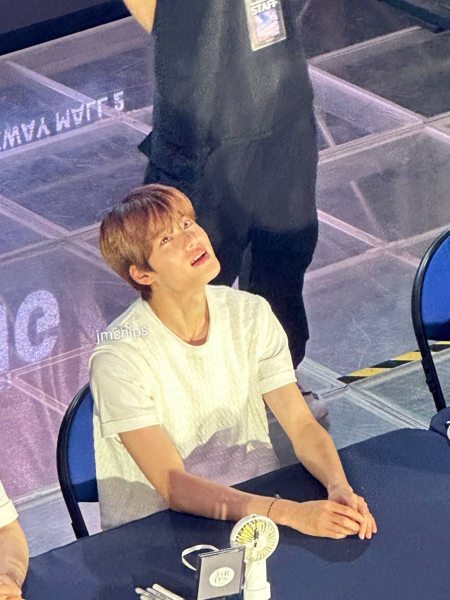 jmchips's tweet photo. maraming salamat sa mga naniwala't sumuporta at sa mga nagtiwala emeh! totoo sya 😭😭😭

#RIIZE #라이즈 #BRIIZE
#RISEandREALIZE #RIIZE_FANCON
#RIIZINGDAY #InterAsia #FanSigningEvent #RIIZEFANSIGN https://t.co/k60IoSB8AT