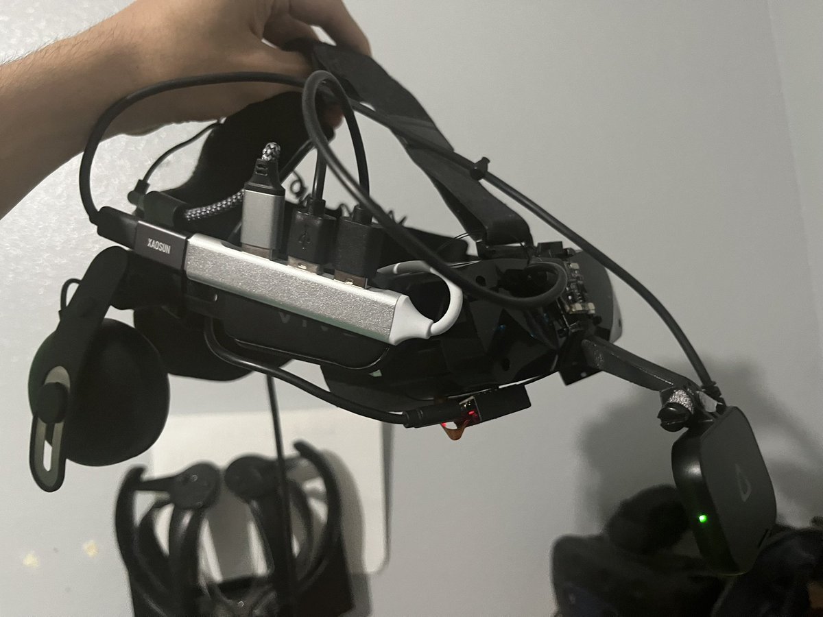 Bigscreen Beyondは小さいので魔改造…もといMOD勢が多くて有り難いの