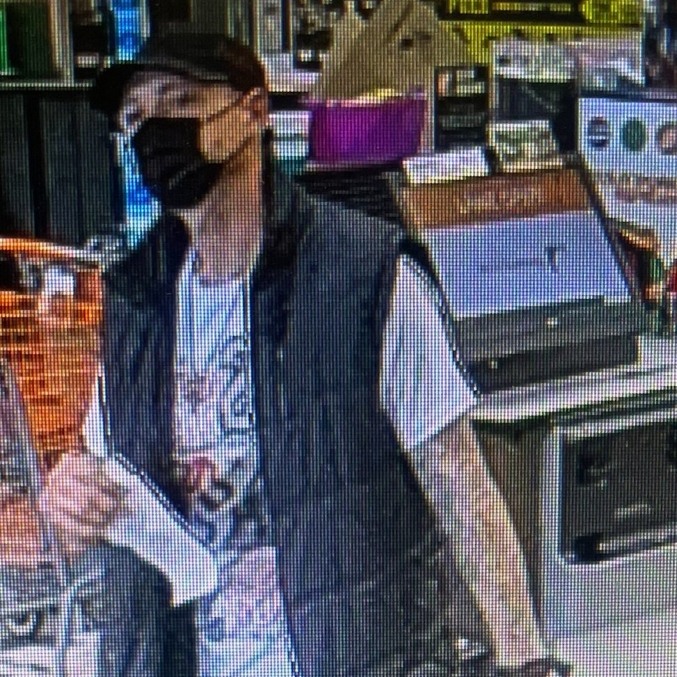 MeridianTwpPD's tweet photo. The Meridian Township Police Department is requesting assistance with identifying this subject. He is wanted for questioning in a credit card fraud investigation. Anyone able to identify the subject is asked to contact Officer Meghan Cole at 517.853.4800 (Reference Case 24-2295). https://t.co/68sRA58LuE