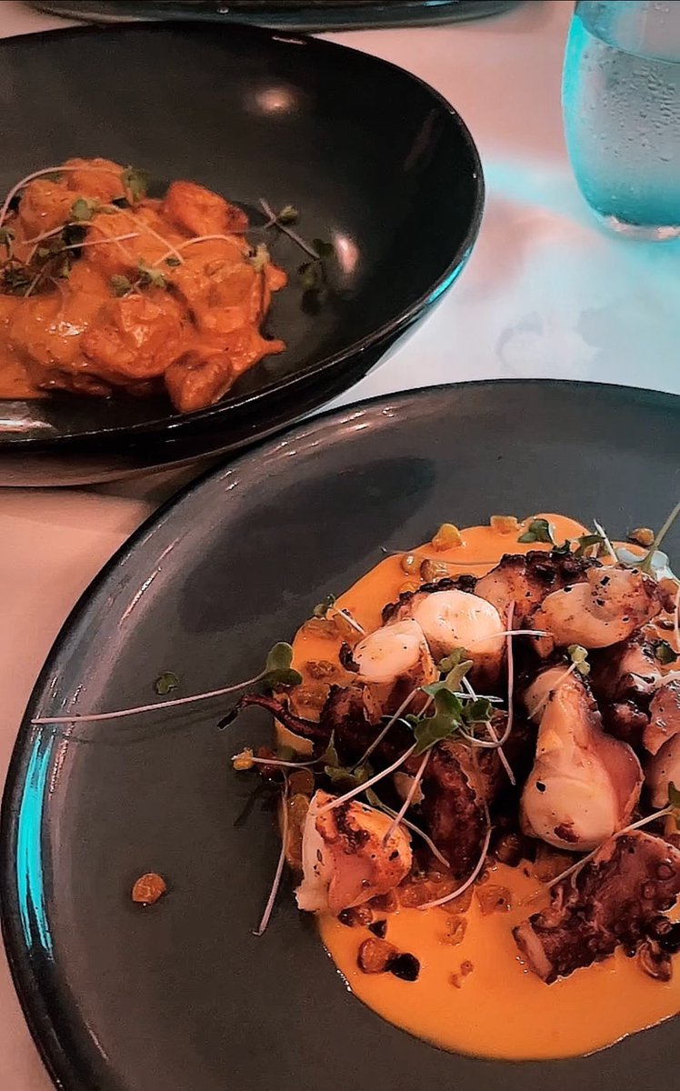 chynalexis's tweet image. 💋