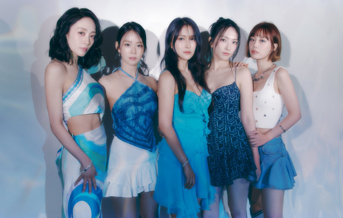 KARAOFFICIAL329's tweet photo. #KARA
Special Digital Single ‘𝐼 𝐷𝑜 𝐼 𝐷𝑜’
CONCEPT PHOTO #2 [𝐁𝐥𝐮𝐞 𝐖𝐚𝐯𝐞]

K͙⃰A͙⃰R͙⃰A͙⃰

2024.07.24 6PM(KST)

#카라 #KARA
#박규리 #한승연 #니콜 #강지영 #허영지  
#KARA_Comeback
#KARA_IDOIDO #I_DO_I_DO https://t.co/PfPPI8n7Zo