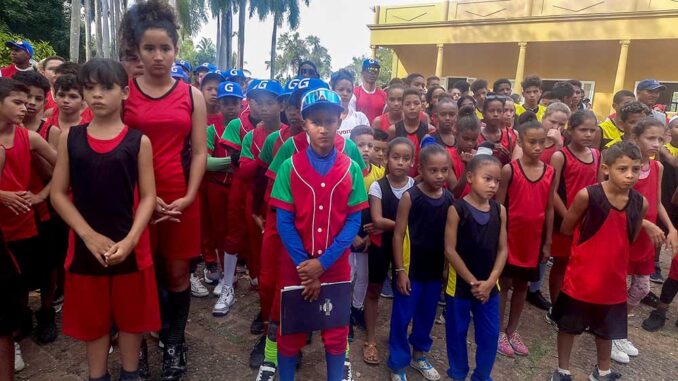 Los atletas de la provincia de Granma aspiran a materializar una destacada actuación en la presente edición 60 de los Juegos Escolares Nacionales (JEN), aseguró en esta ciudad el peloterito Alfredo Despaigne Rivero.