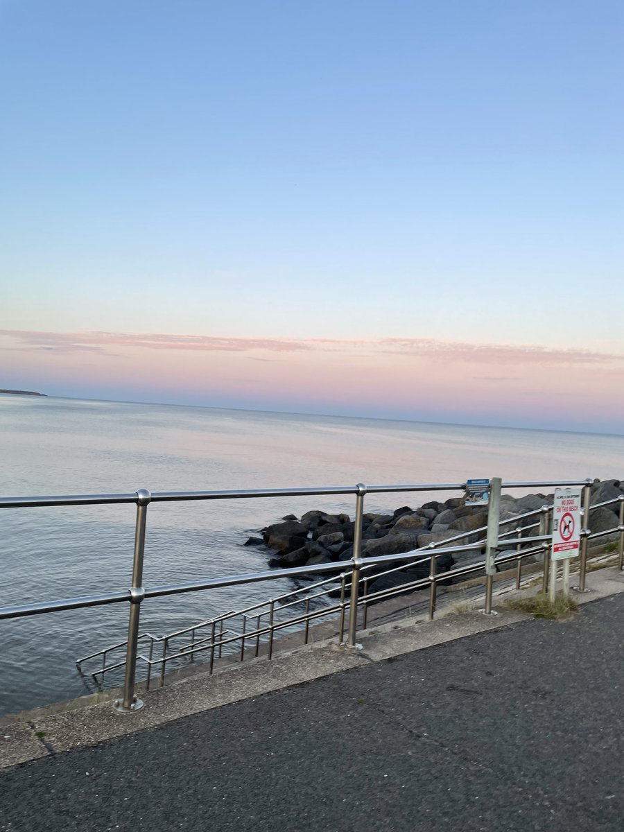 CFGSchool's tweet photo. Head over to CFGS6 Extra to read Sabina's Diary on her trip to @DiscoverUniExe Summer Academy with @Elephant_Group
Click the link to discover more student experiences at CFGS6!
https://t.co/byC2LSzbnd
#StudentSuccess #ElephantGroup #ExeterUniversity #aspirebelieveachieve https://t.co/HwdEVuCwxF