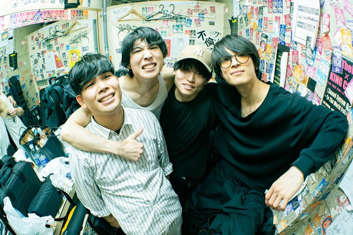 yorugawo's tweet photo. 【ライブ告知】

8月15日(木) 大阪市内でのライブが決定しました！！
ヨルガヲの活動再開後初となるライブです㊗️

チケットの取置きはDMでお願いします！

会場となるライブハウスは近日公開予定です。

P.S. 先日とあるイベントにて4人で演奏しました📸@piro_monogram 

🥁@tak_an_dr https://t.co/jK38JED9kR