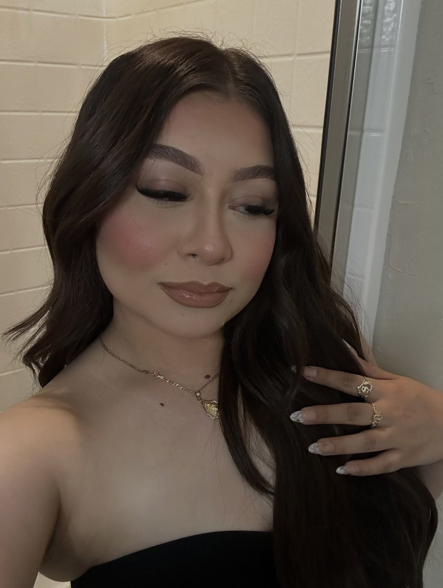 _jaidenmarinnn's tweet photo. 🌟 https://t.co/NlOnzlQnD9